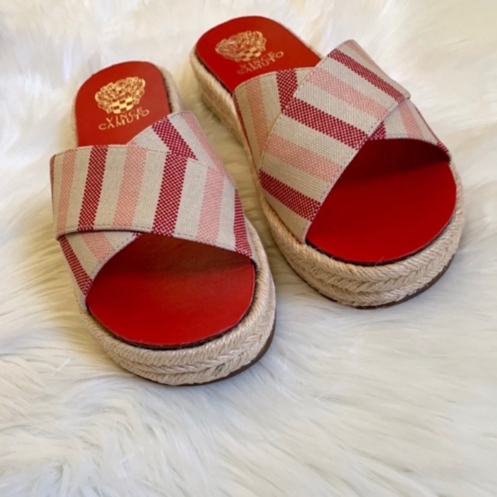 Vince Camuto Carran Platform Slide Sandals - Picture 4 of 7